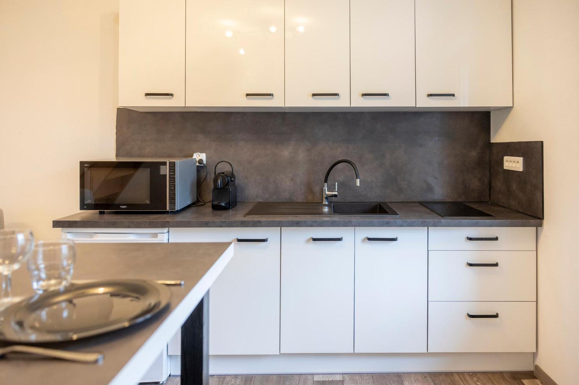 T2 Contemporain Idealement Situe Briançon Buitenkant foto